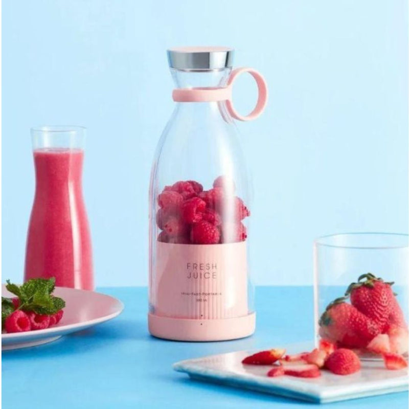 Mini Portable Blender Rechargeable Electric Fruit Juicer Mixers Rechargeable – 420ml ( Random Color )