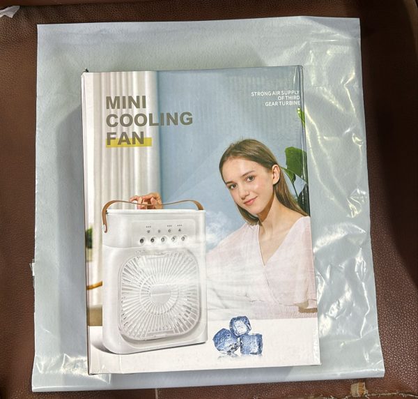 Portable Air Conditioner Fan Usb Electric Fan With Led Night Light, Fine Mist Water, And Humidifier Function | Led Night Light Water Mist – Random Color 12 Inch (copy)